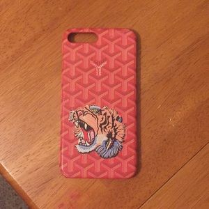 Gucci Tiger Iphone 6,7, or 8+ Case
